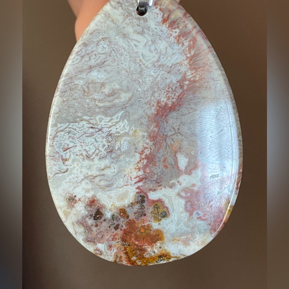 Agate Natural Tear Drop Pendant Necklace - Picture 6 of 6